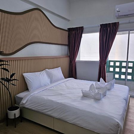 Lub Nai Hostel Patong 外观 照片