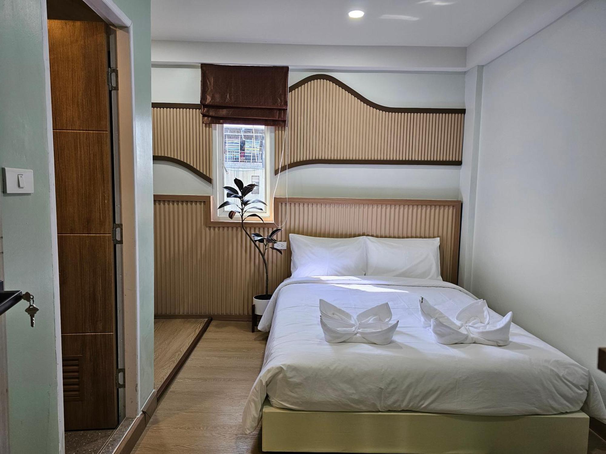 Lub Nai Hostel Patong 客房 照片
