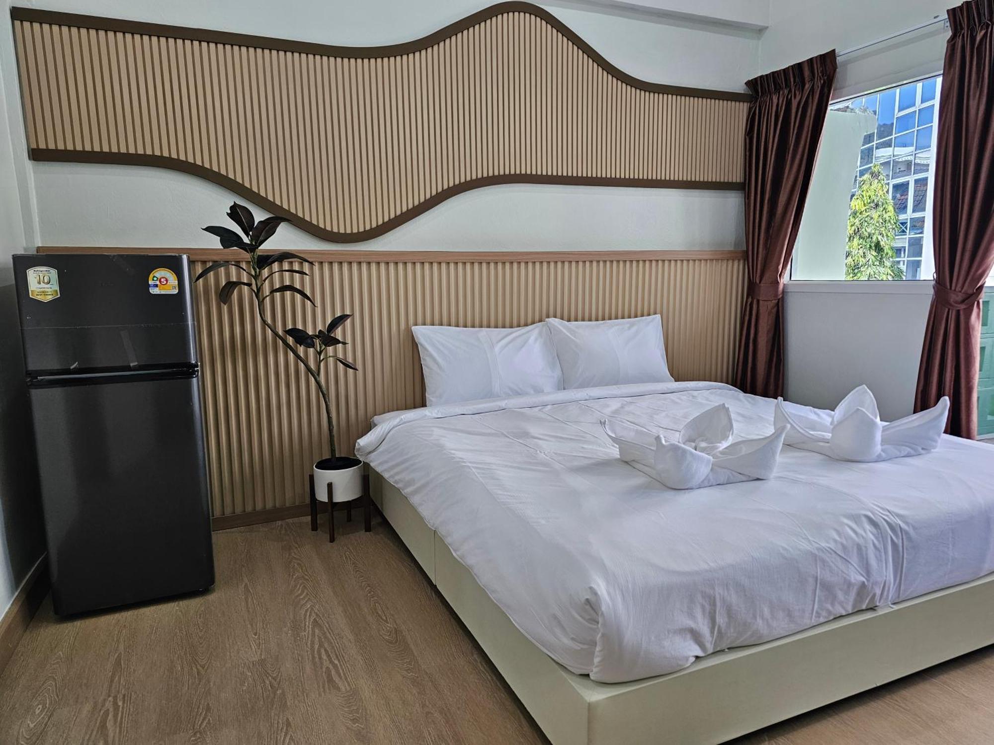 Lub Nai Hostel Patong 外观 照片