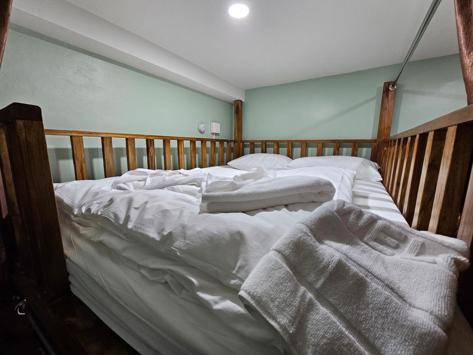 Lub Nai Hostel Patong 外观 照片